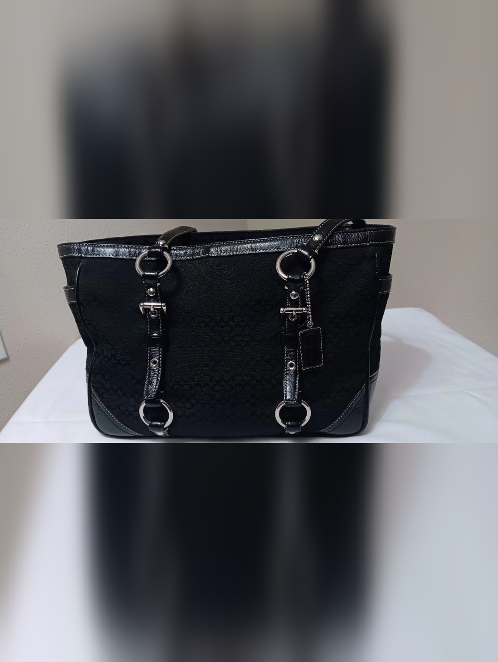 Coach Signature Gallery Tote with Leather Trim EUC - Picture 2 of 6